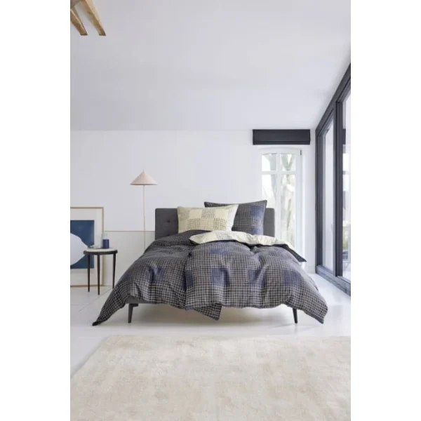 ESPRIT Home Madison Bettwäsche-Set Aus Satin – 135×200 / 80×80 Cm – Navy 4