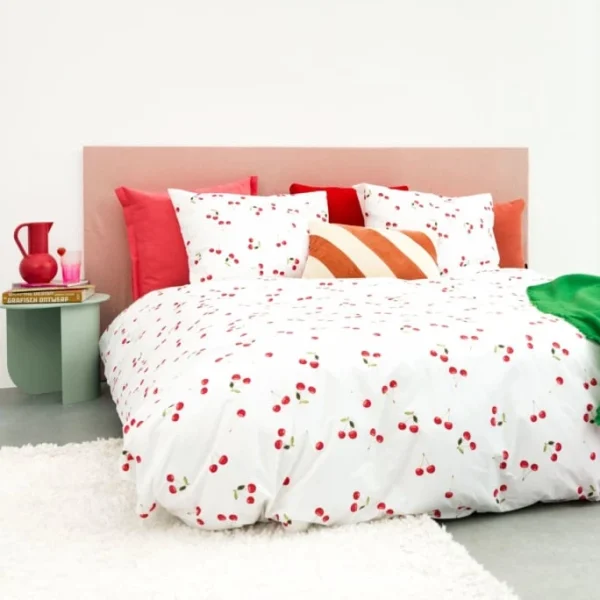 SNURK Cherries Bettwäsche-Set – 135×200 / 80×80 Cm – Weiß 5