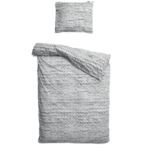 SNURK Twirre Bettwäsche-Set Mit Strick-Print – 200×220 / 2x80x80 Cm – Grau 1